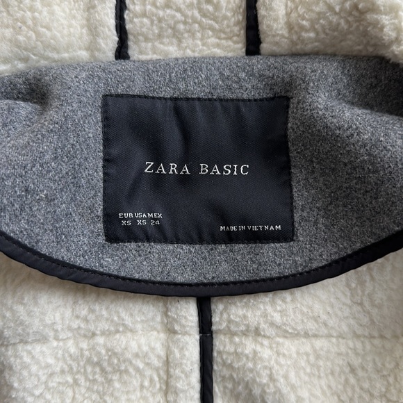 ZARA Winter Coat XS Grey White Fur Lined Hood Toggle Coat - Picture 10 of 10
